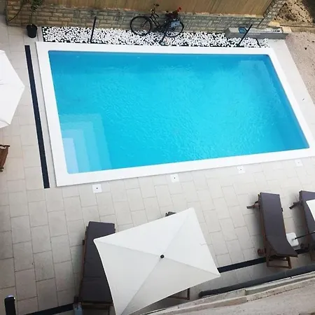 Lägenhet Two House Pool With Natural Chlor Garden Bbq